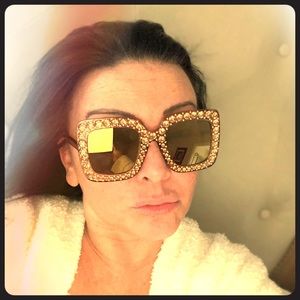 Meet your Posher...Hedy ❤️